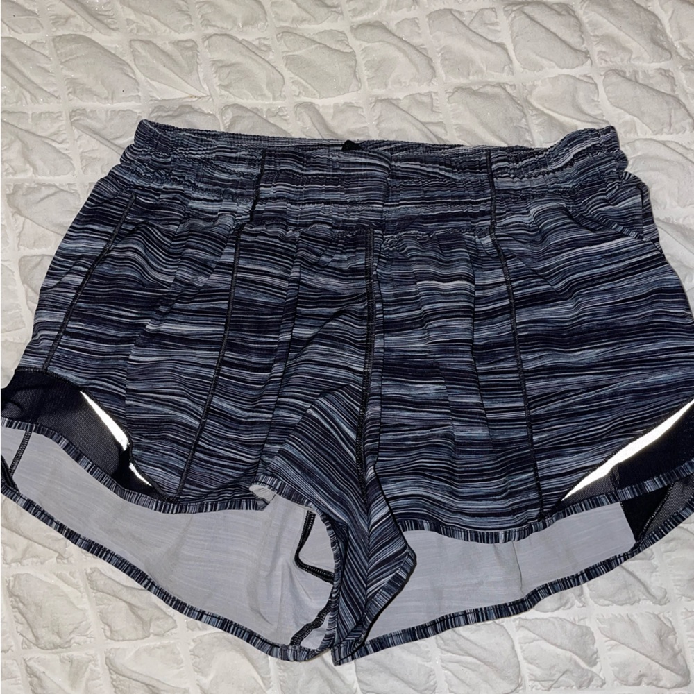 Lululemon Speed Short Size 10 Blueberry Short